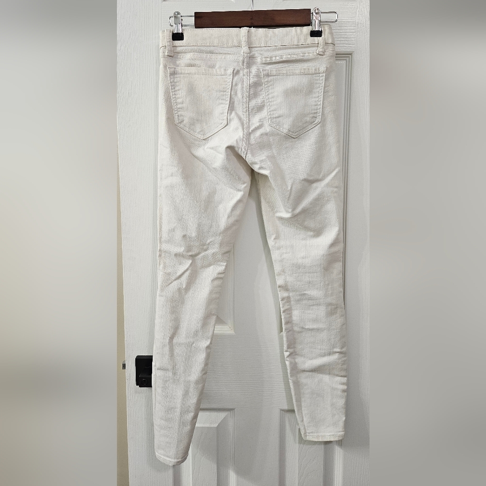 GAP White Skinny Jeans - Picture 2 of 2